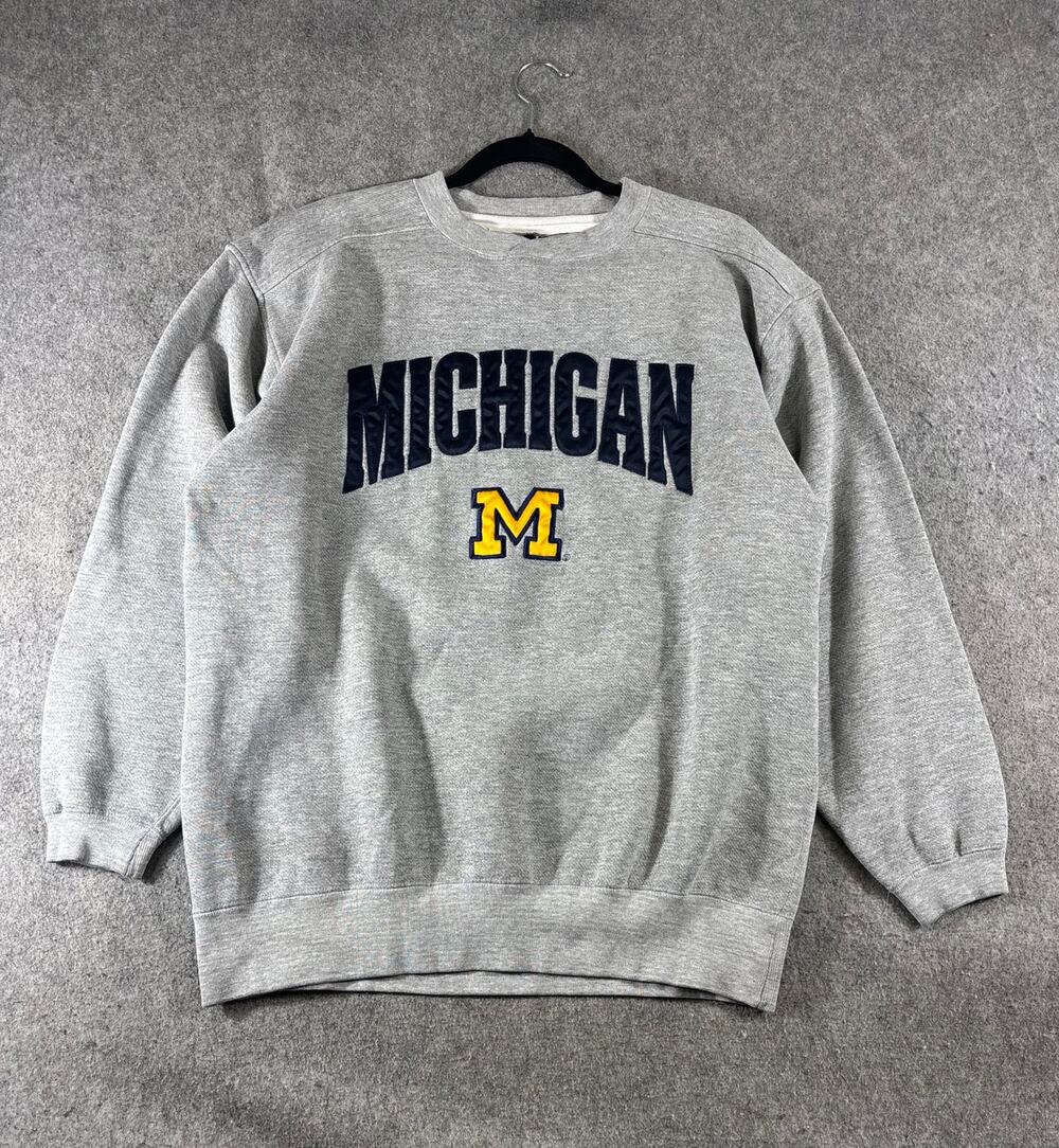 Michigan Wolverines Sweatshirt Mens Medium Gray Spellout Crewneck University Y2K